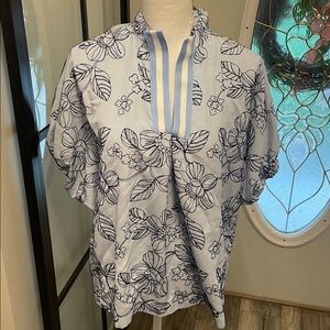 Umgee Blue and White Floral Top